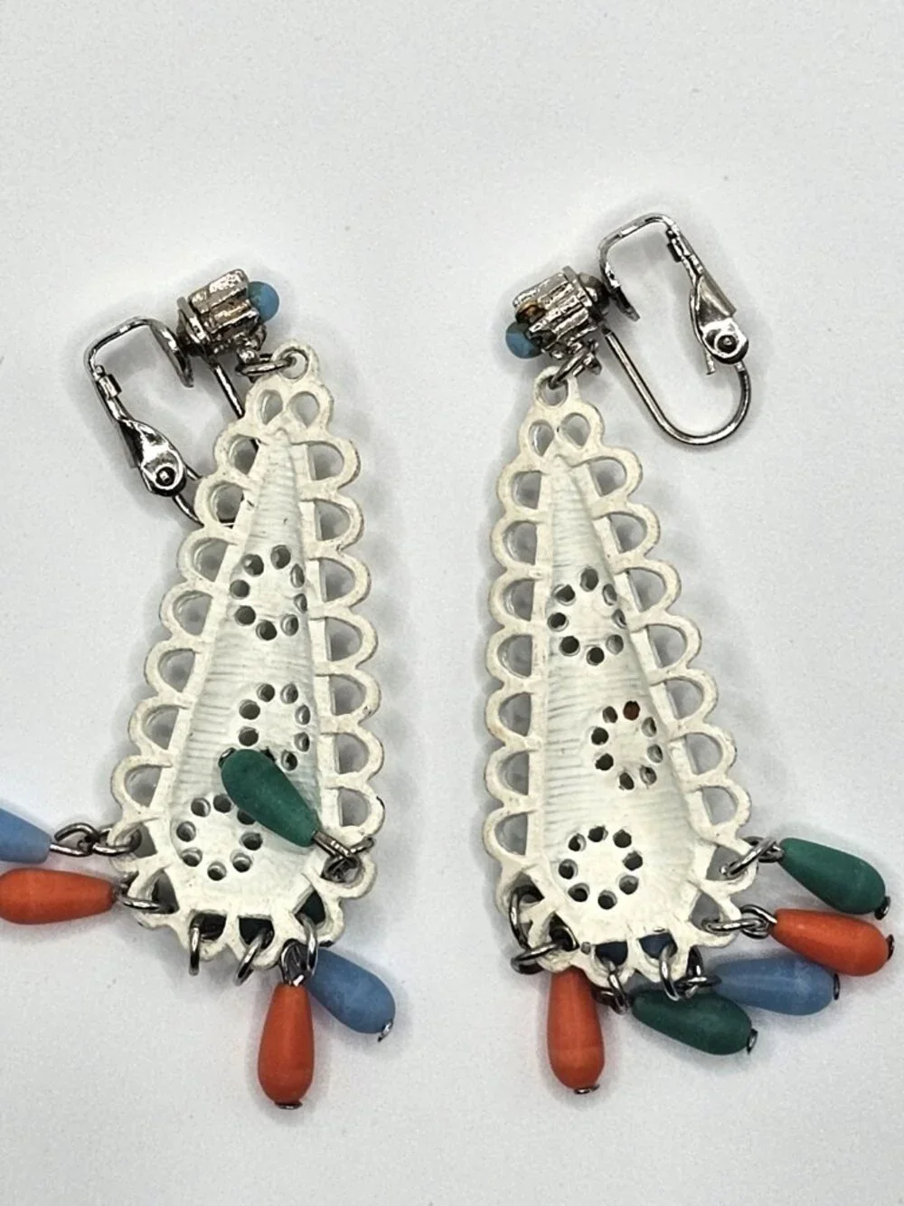 Vintage Clip-on BOHO Turquoise Coral beads Dangle Chandelier Teardrop Earrings